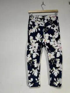 Item thumbnail for item 4c9812e5-412f-4643-96fb-f44c5efd5e1d