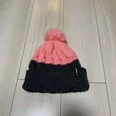 adidas ケーブル編みニット帽 ピンクグレー