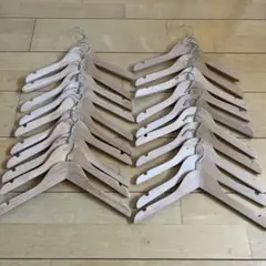 ハンガー木製