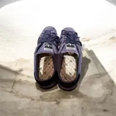 adidas ネイビー タバコ スニーカー