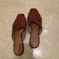 ブラウン レザー 編み込みサンダル