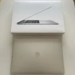 2016年式 MacBookPro15インチ 1TB /Touch Bar搭載