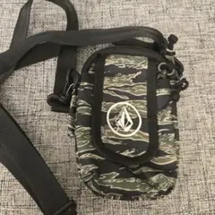 volcom スマホショルダーバッグ