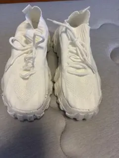 ホワイト ニットスニーカー 厚底