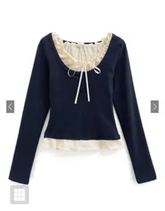 フリルカットソー