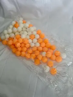 卓球ボール（練習用）オレンジandホワイトボール約100個（おまけ付き）