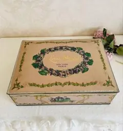 花柄装飾の緑色八角形木造細工トレイ - メルカリ