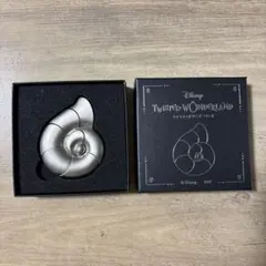 ツイステ　プラチナジャケット　オクタヴィネル寮　ブローチ