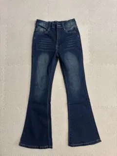 Item thumbnail for item d968206f-b5a1-4272-9d53-9f821681d86d