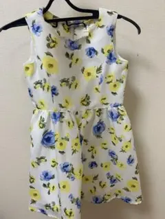 a.v.v 花柄ノースリーブワンピース 110