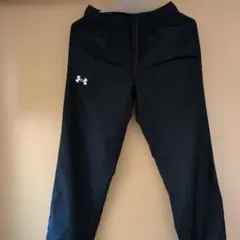 Under Armour ColdGear ブラックジャージ YLG