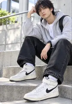 ナイキ ミドルカットスニーカー AIR FORDE 1 MID