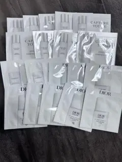 19個　Dior 化粧水サンプルセット