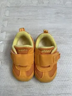 《美品》アシックス スクスク　13.5