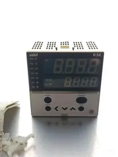 アズビル デジタル指示調節計 R36TR1UA2200 - メルカリ
