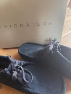 Clarksワラビーブラック