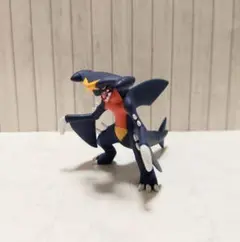 【希少/美品】立体ポケモン図鑑　ガブリアス　フィギュア