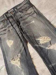 送料込み★EDWINブルートリップ　503お洒落なダメージ仕様デニムsize34