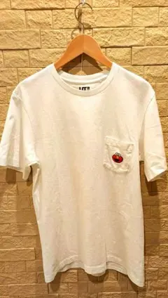 UNIQLO UT KAWS Sesame Street Tシャツ Mエルモ
