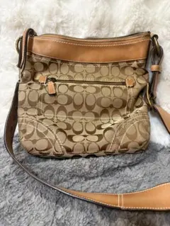 COACH シグネチャー ショルダーバッグ