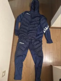 ATHLETA ネイビー ピステ・ウィンドブレーカー M