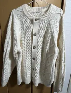 GU ケーブルクルーネックカーディガンLオフホワイト