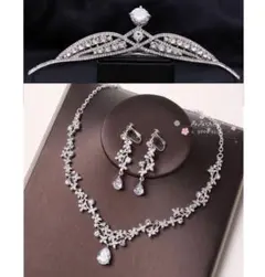 高品質3点セット☆ティアラネックレスイヤリング結婚式ウェディングブライダル前撮り