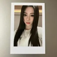 LE SSERAFIM UNFORGIVEN アラジン特典 トレカ　ユンジン