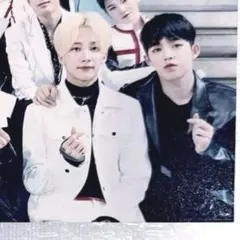 SEVENTEEN 公式 香港 yes! カード ブロマイド 生写真 クパン