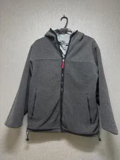 POLARTEC フリース　フード付きリバーシブル　ジャンパー　M グレー￼