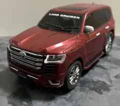トヨタ　ランドクルーザー300 カラーサンプル　プルバックカー　ミニカー　赤のサムネイル