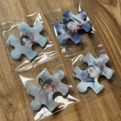 鬼滅の刃　猗窩座　狛治　恋雪　キーホルダー