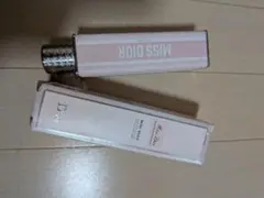 Dior Miss Dior Mini Miss ソリッドパフュームのサムネイル