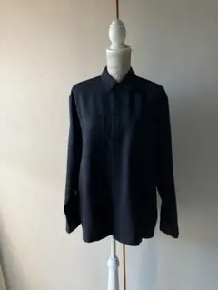 黒シャツ＊オーバーサイズ