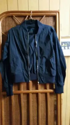 ☆お値下げ　MA-1 ブルゾン　GU 紺　サイズM