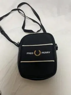 フレッドペリー　ミニショルダーバッグ