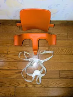 2脚セット！★ストッケ STOKKE★トリップトラップ　シリアル4★オレンジ　緑 STOKKE トリップトラップ オレンジ2脚セット シリアル4