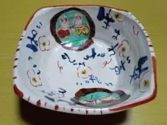 レア 未使用 大人気 夕立窯 和食器うさぎ 和風陶器の鉢 深皿 花柄 レア 未使用 大人気 夕立窯 和食器うさぎ 和風陶器の鉢 深皿 花