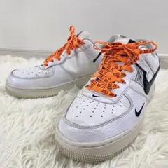良品　ナイキ　スニーカー　エアフォース1　07　LV8　ユーティリティ　27㎝