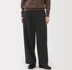 新品タグつき 無印良品 婦人　縦横ストレッチ起毛　タックワイドパンツ