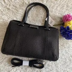GRES PARIS グレ　ショルダーバッグ　シャーク　黒のサムネイル