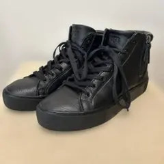 295○ UGG ブラックレザー ハイカットスニーカー 23 - メルカリ