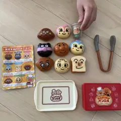 ジャムおじさんのパン工場　アンパンマン