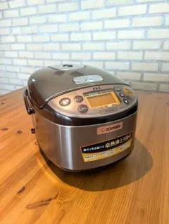 象印 ZOJIRUSHI IH炊飯ジャー NP-GH05型 3合　2018年製のサムネイル