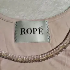 ROPÉ ビジュー付きタンクトップ ピンクのサムネイル