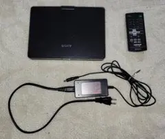 SONY - DVDポータブルプレイヤー Sony DVP-FX850 / NP-FX110 Sony DVP-FX820 Portable DVD Player 8” With Battery NP-FX110