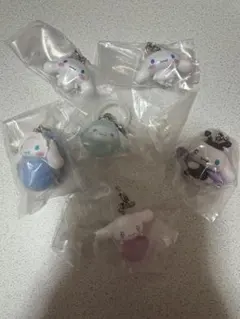 サンリオ シナモン シナモロール ガチャガチャ めじるしアクセサリー