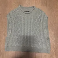 グリーン系 ケーブル編み ニットベスト Lサイズ