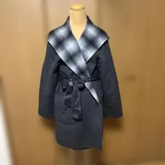 フード付きリバーシブルコート