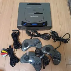 セガサターン 本体 コントローラー3つ　ケーブル付き